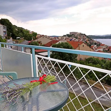 Boni * Šibenik