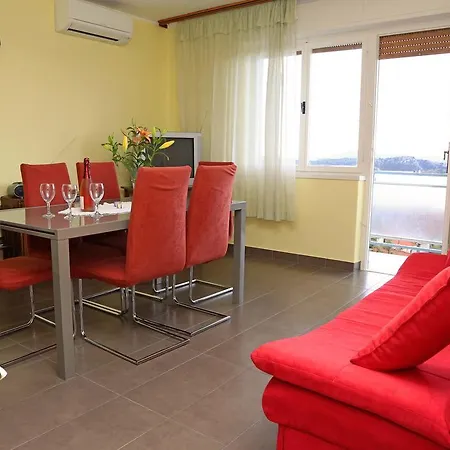 Boni Apartment *