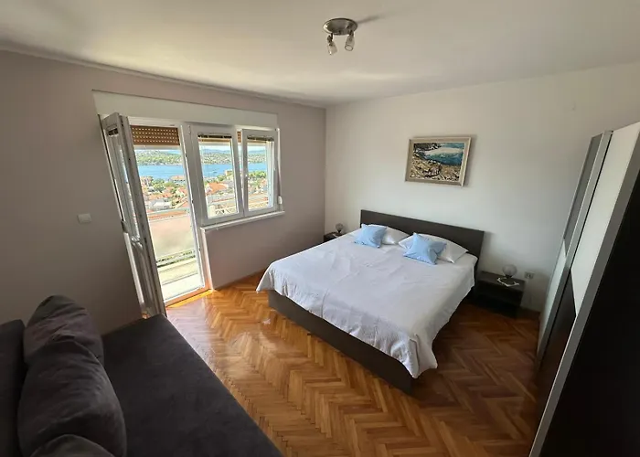 博尼公寓 希贝尼克